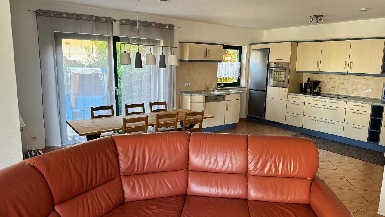 Ferienhaus Zum Findling Гёрен Экстерьер фото